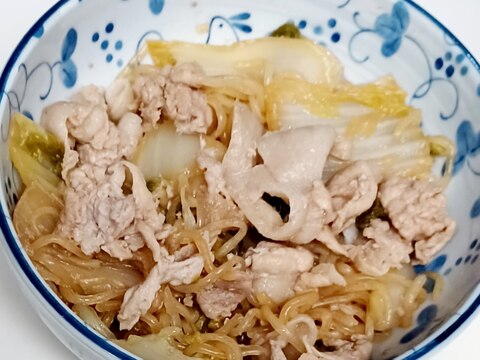 糸こんにゃく多め♪白菜と糸こんにゃくと豚肉の煮物☆